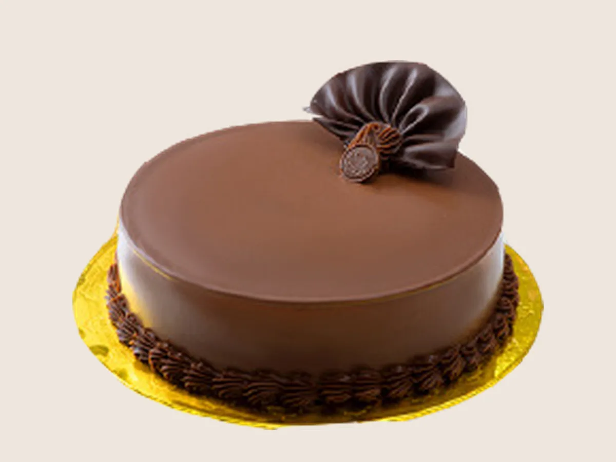 Galaxy chocolate cake
